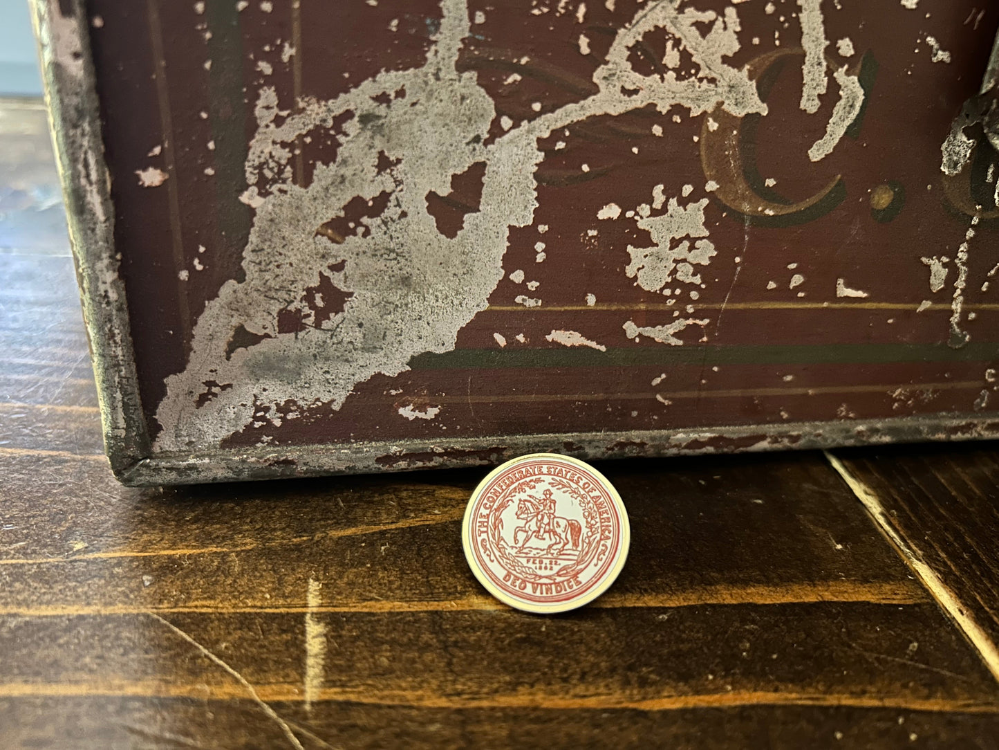 "Deo Vindice" Confederate States Great Seal Lapel Pin