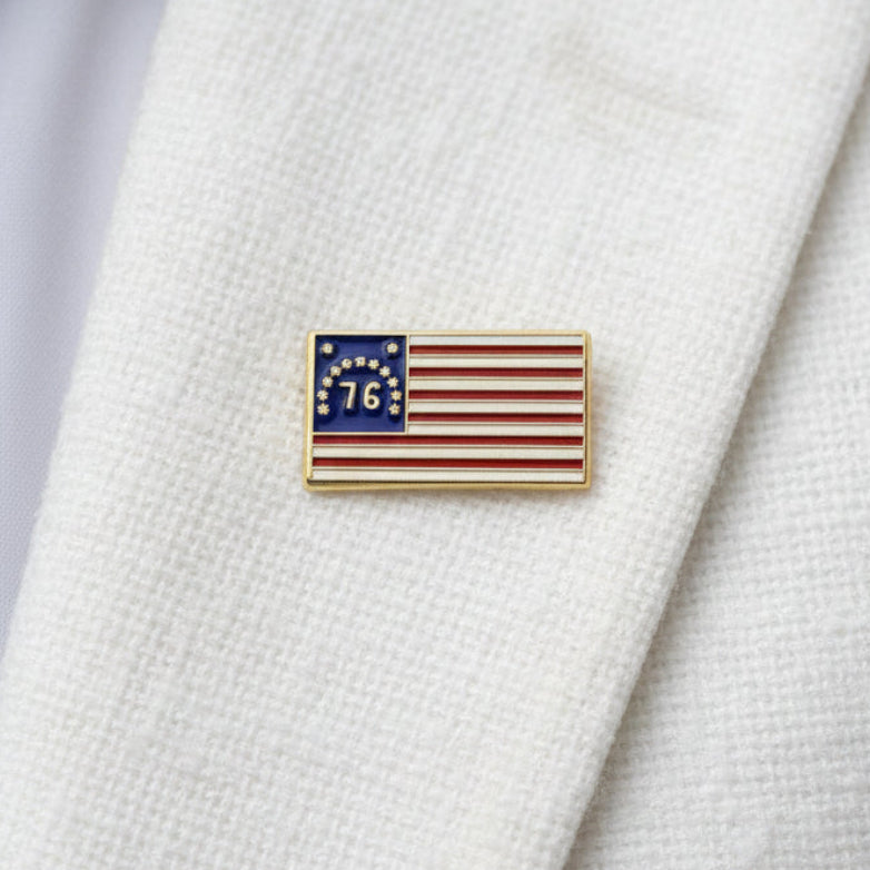 Bennington '76 Flag Pin - 1"