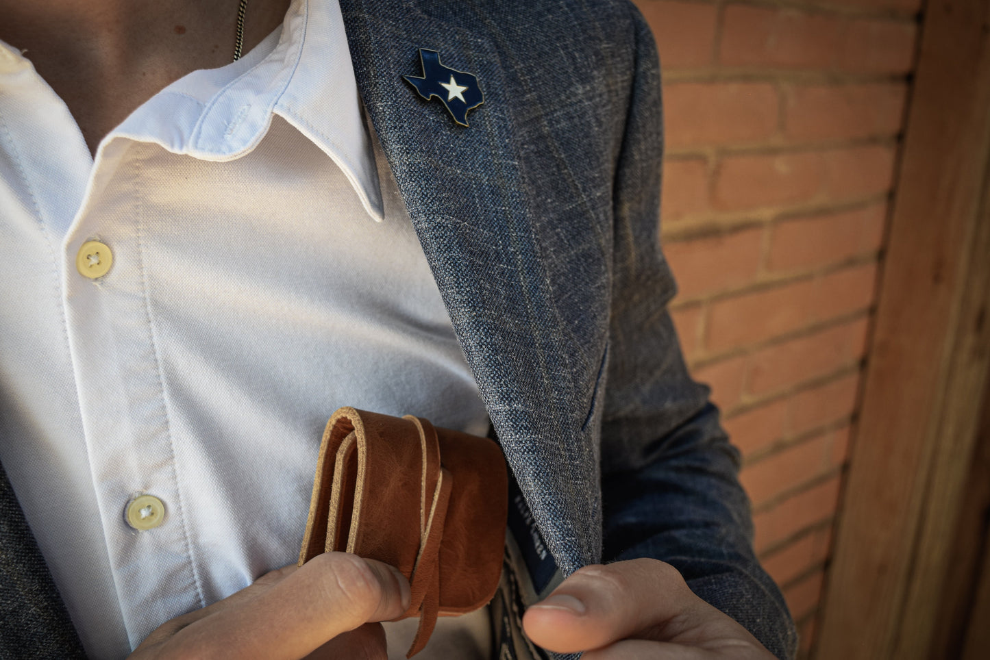 DVLP Pocket Carry X Carriger Crafted