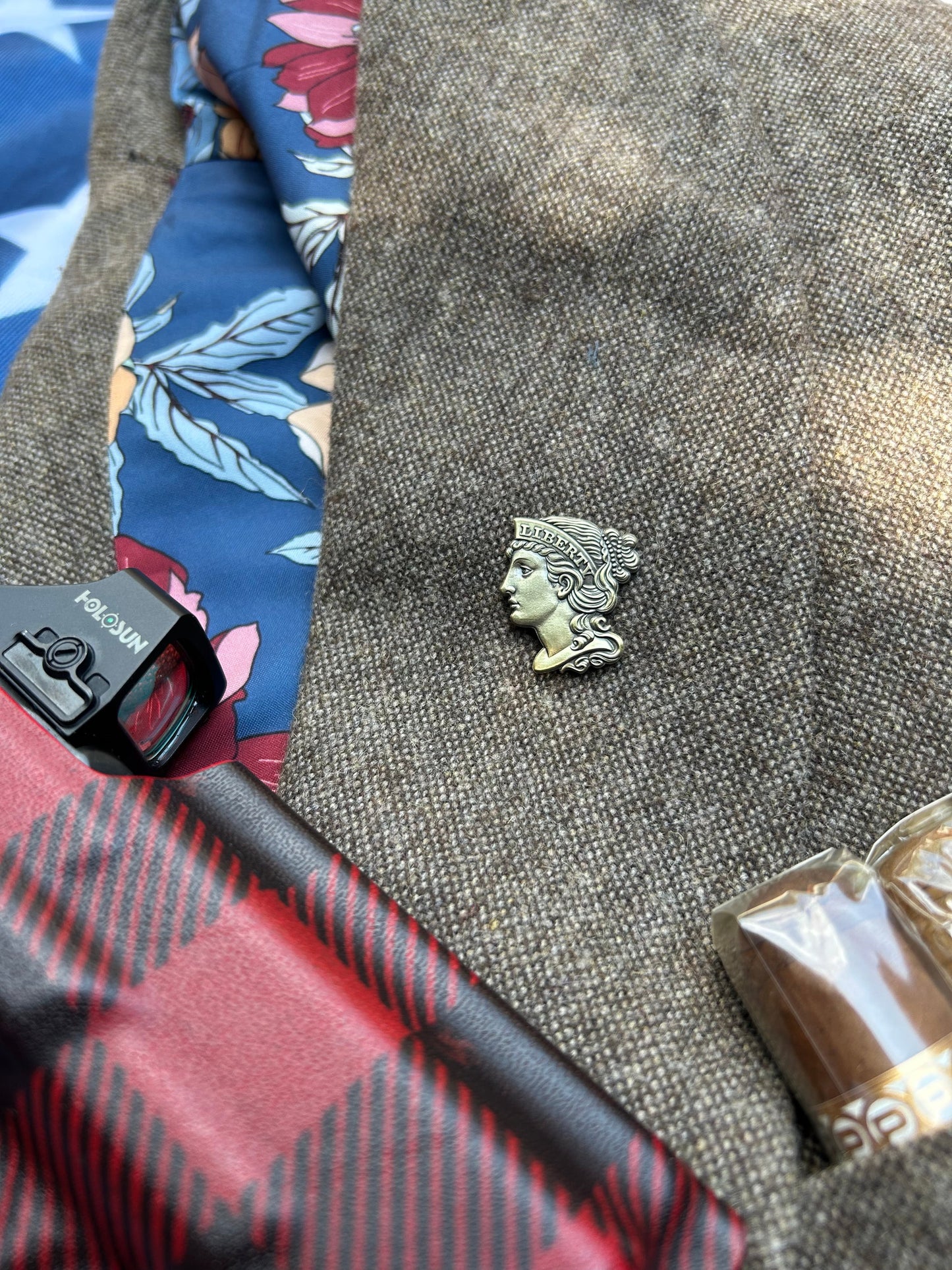 Northern "Copperhead" Lapel Pin