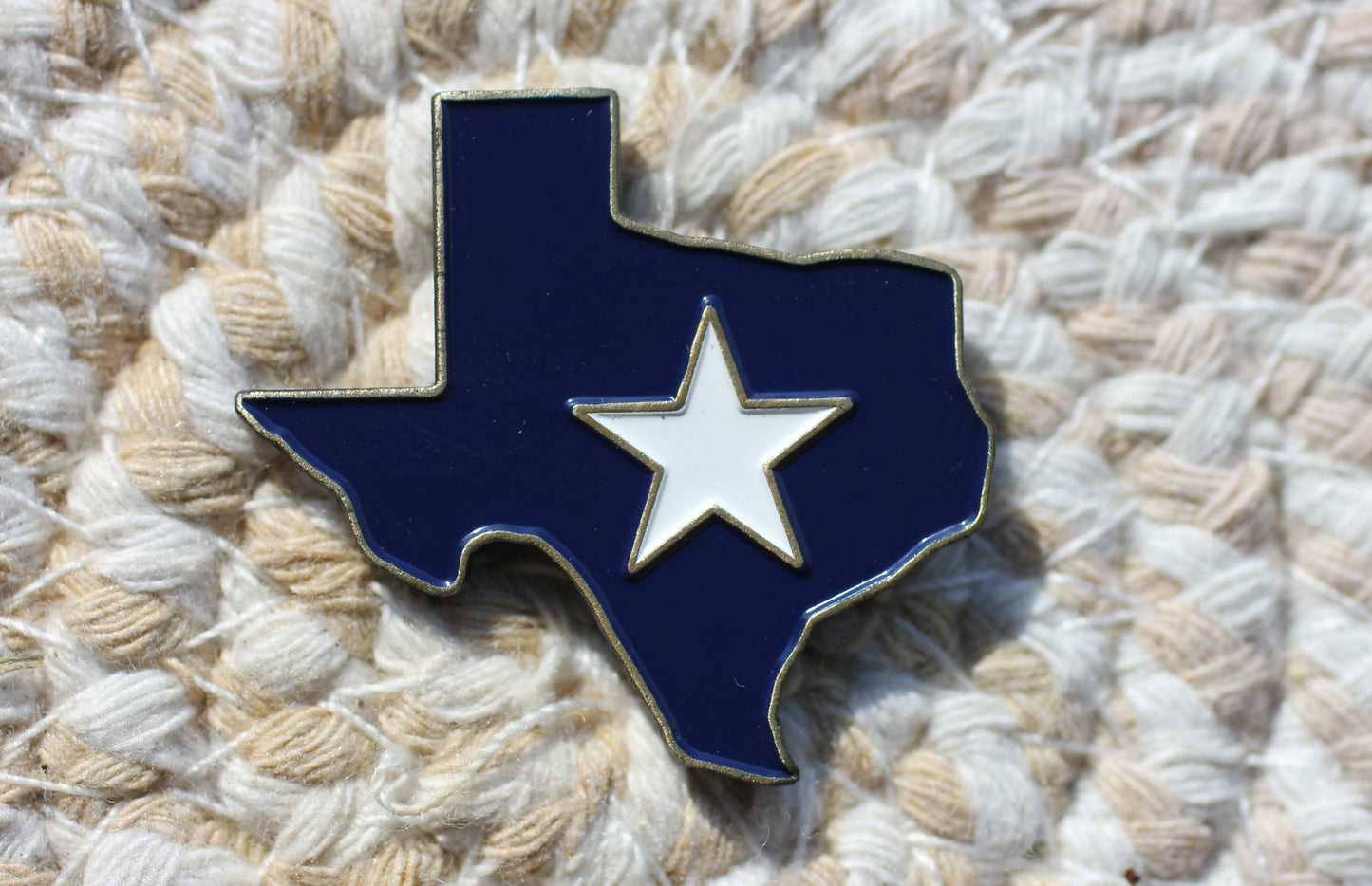 Bonnie Blue Texas Lapel Pin - 1.25"