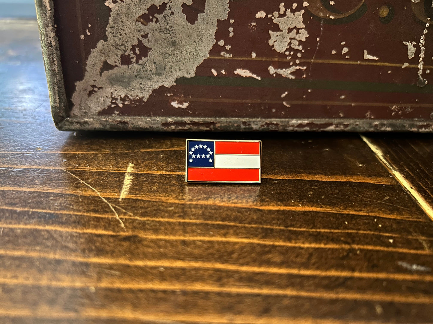 General Robert E. Lee Headquarters Flag Lapel Pin