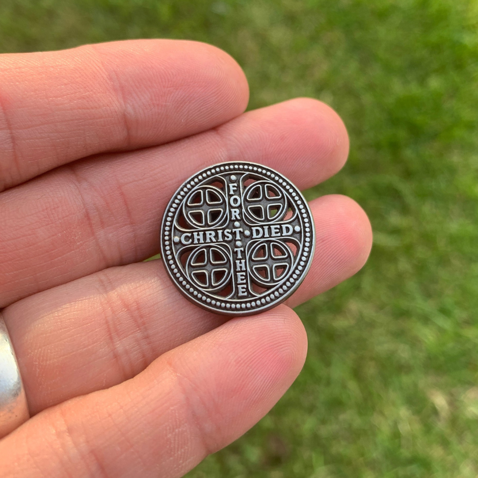 Church War Cross Pin - 1"